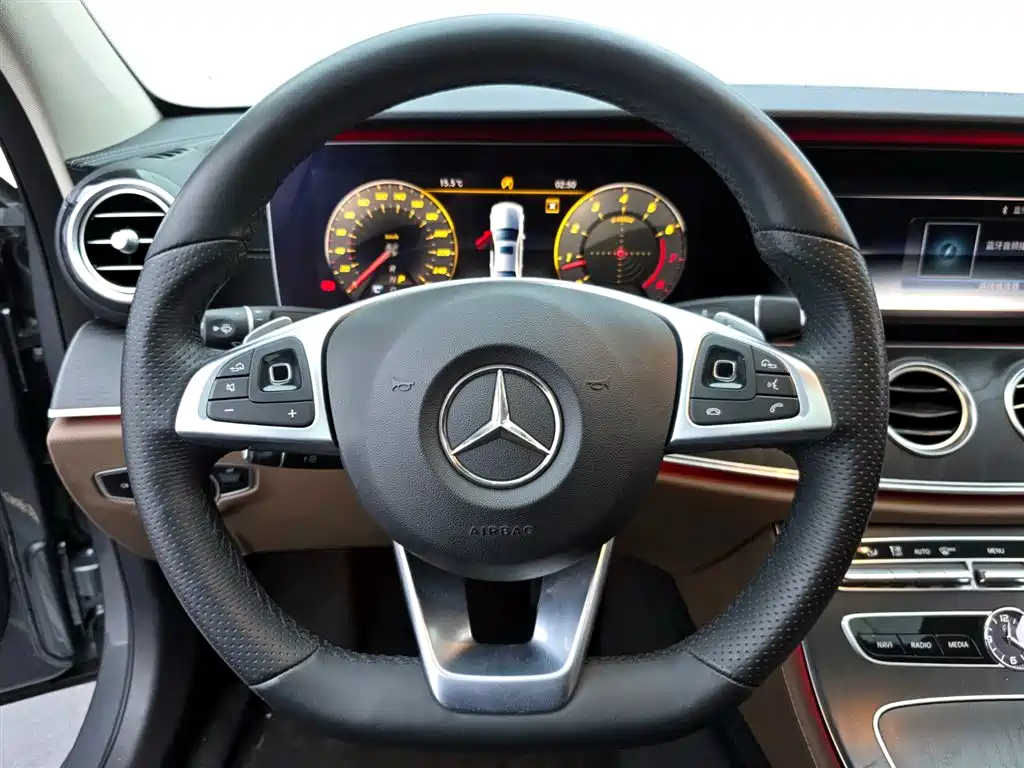 Mercedes-Benz E-Class E 2018 E 200 L Sport