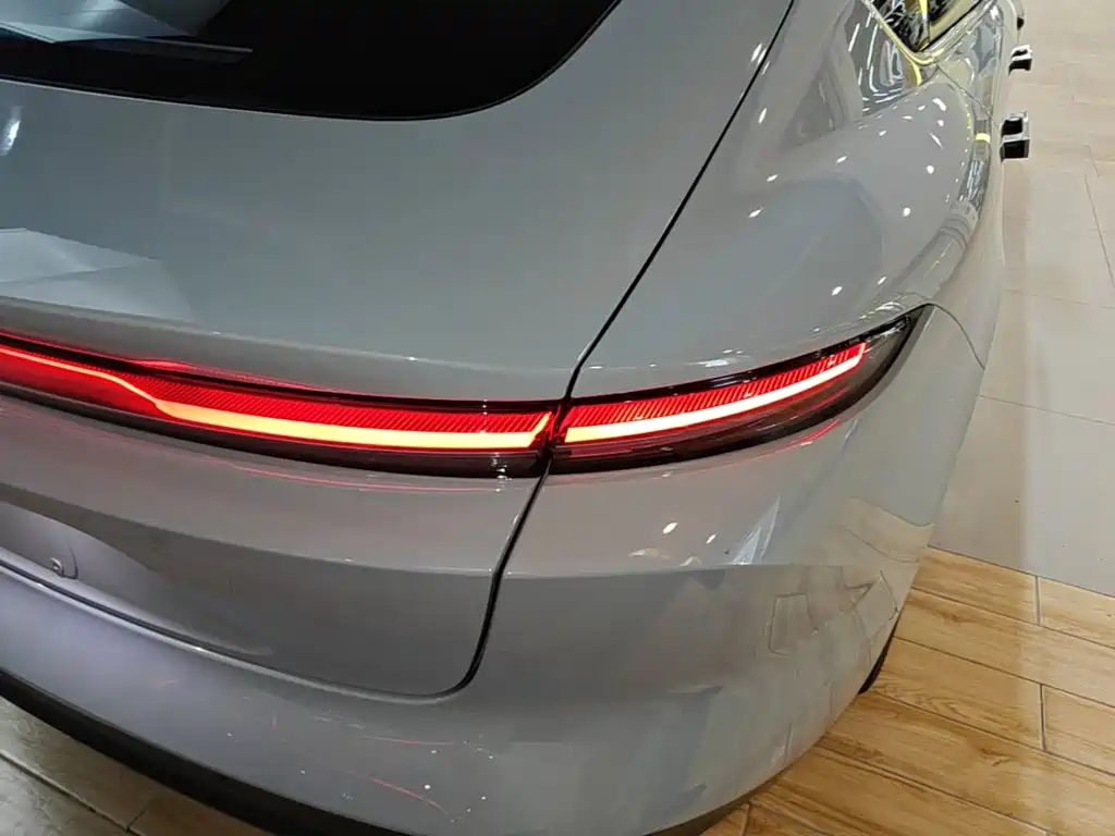 NIO ET5 — миниатюра 8