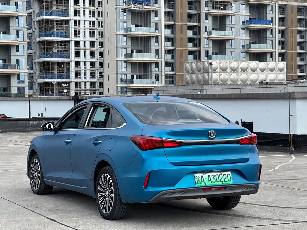 Changan Eado New Energy — миниатюра 4