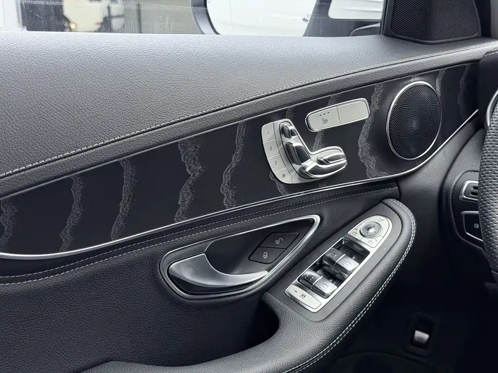 Mercedes-Benz C-Class — миниатюра 28