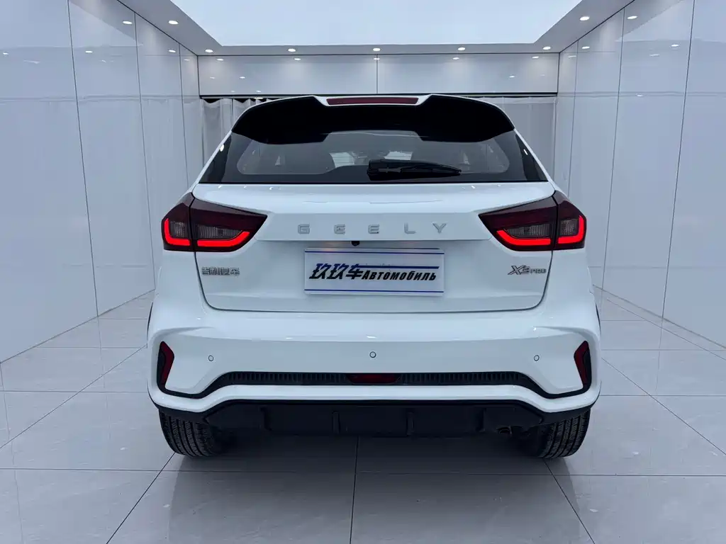 Geely Vision X3 — миниатюра 5