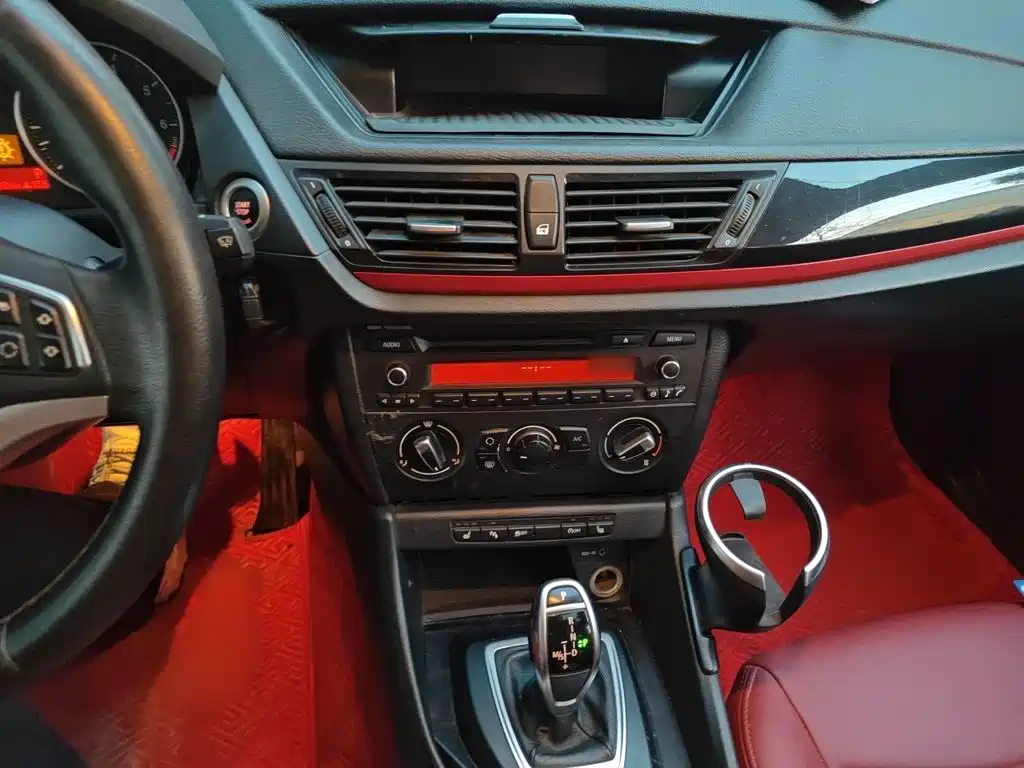 BMW X1 — миниатюра 6