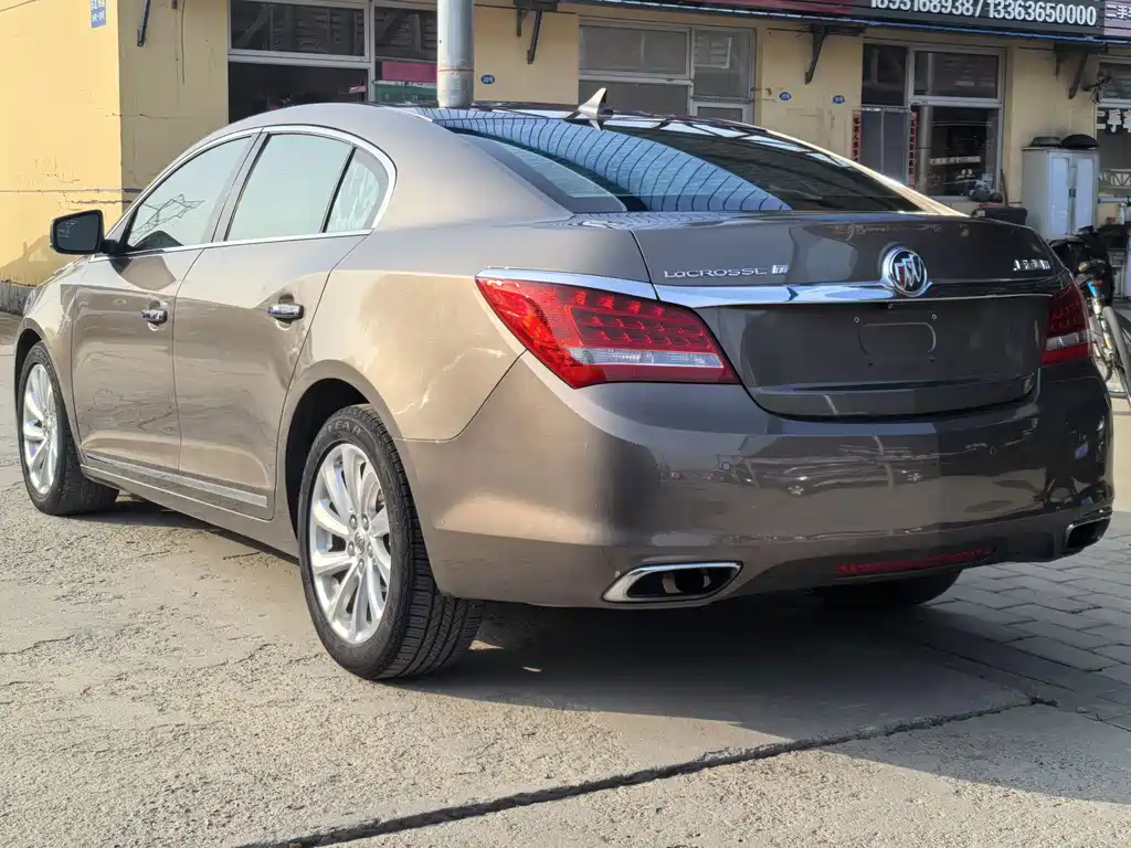Buick LaCrosse — миниатюра 5