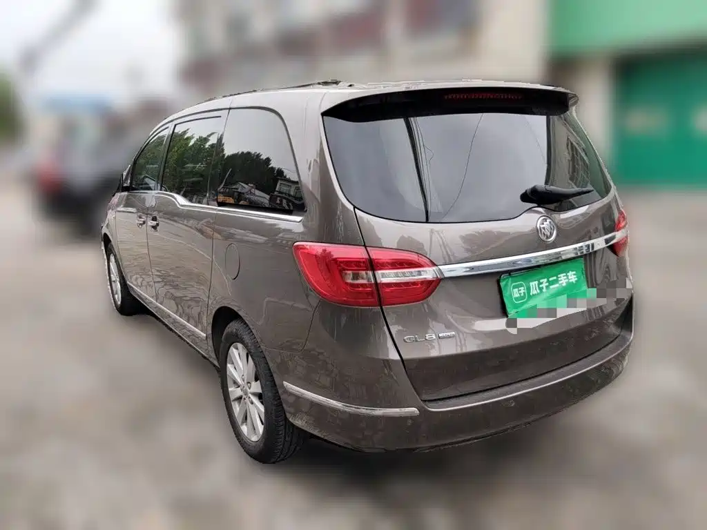 Buick GL8 — миниатюра 25
