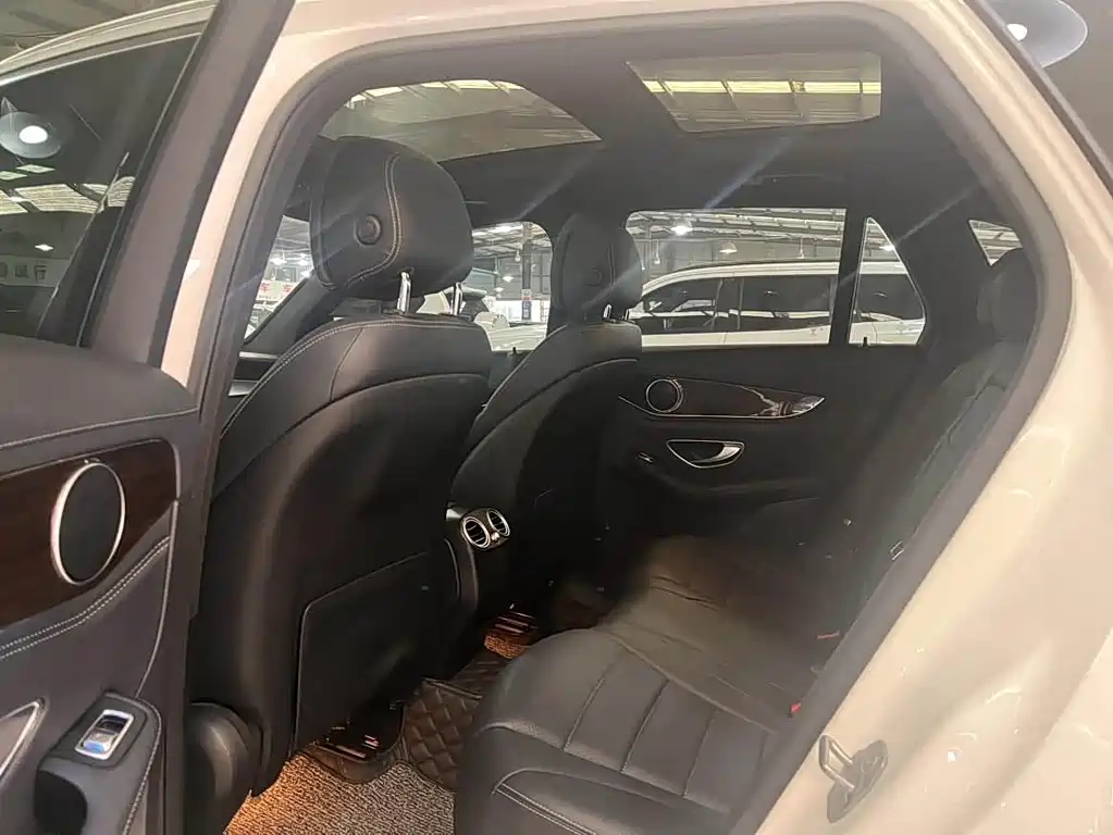 Mercedes-Benz GLC — миниатюра 11