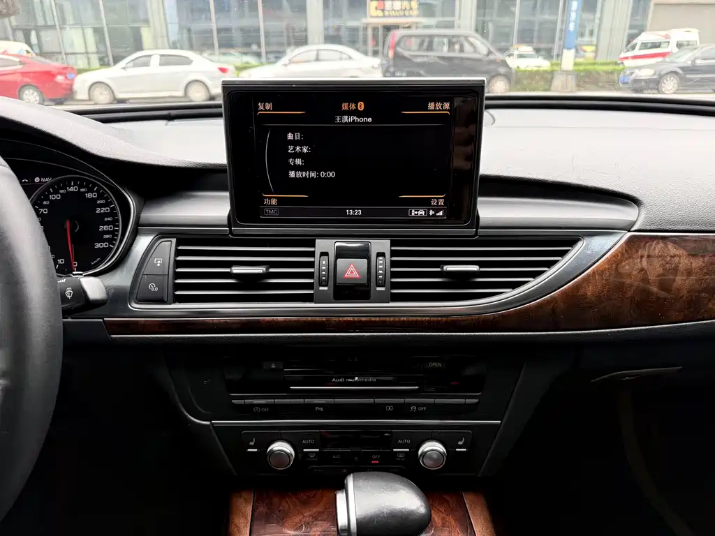 Audi A6L — миниатюра 13