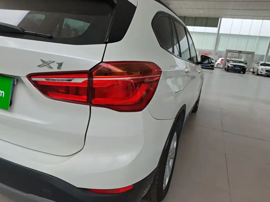BMW X1 — миниатюра 8