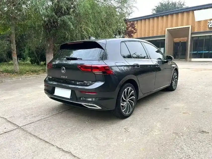 Volkswagen Golf — миниатюра 16