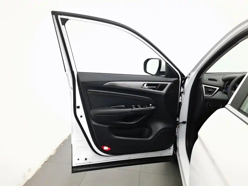 Changan CS75 — миниатюра 8