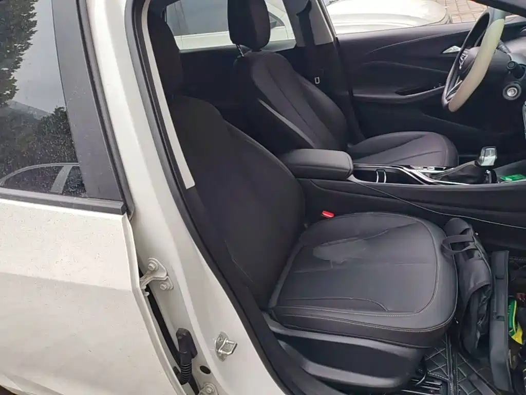 Buick Verano — миниатюра 25