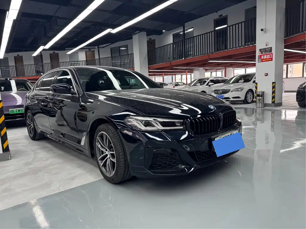 BMW 5 Series 5 2022 535Le M Sport