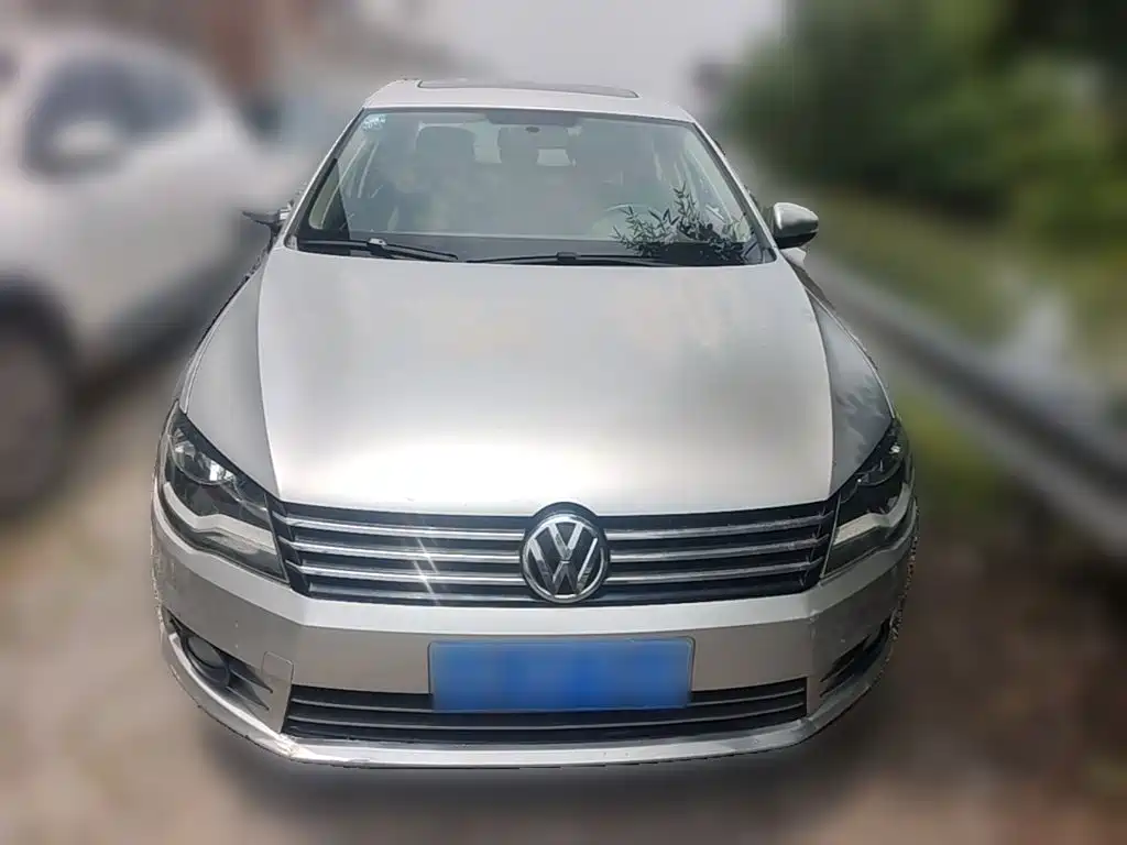 Volkswagen Bora 2014 1.6L MT Comfort