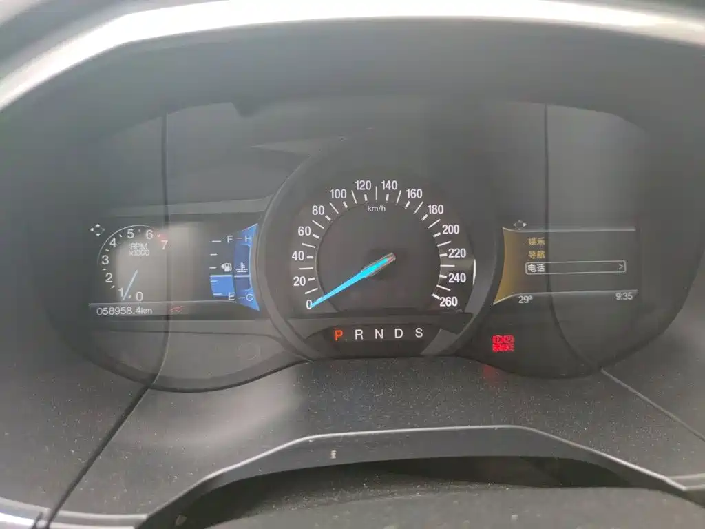 Ford Edge — миниатюра 7