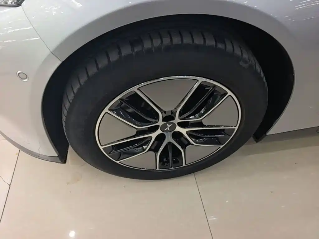 XPeng P7 — миниатюра 23