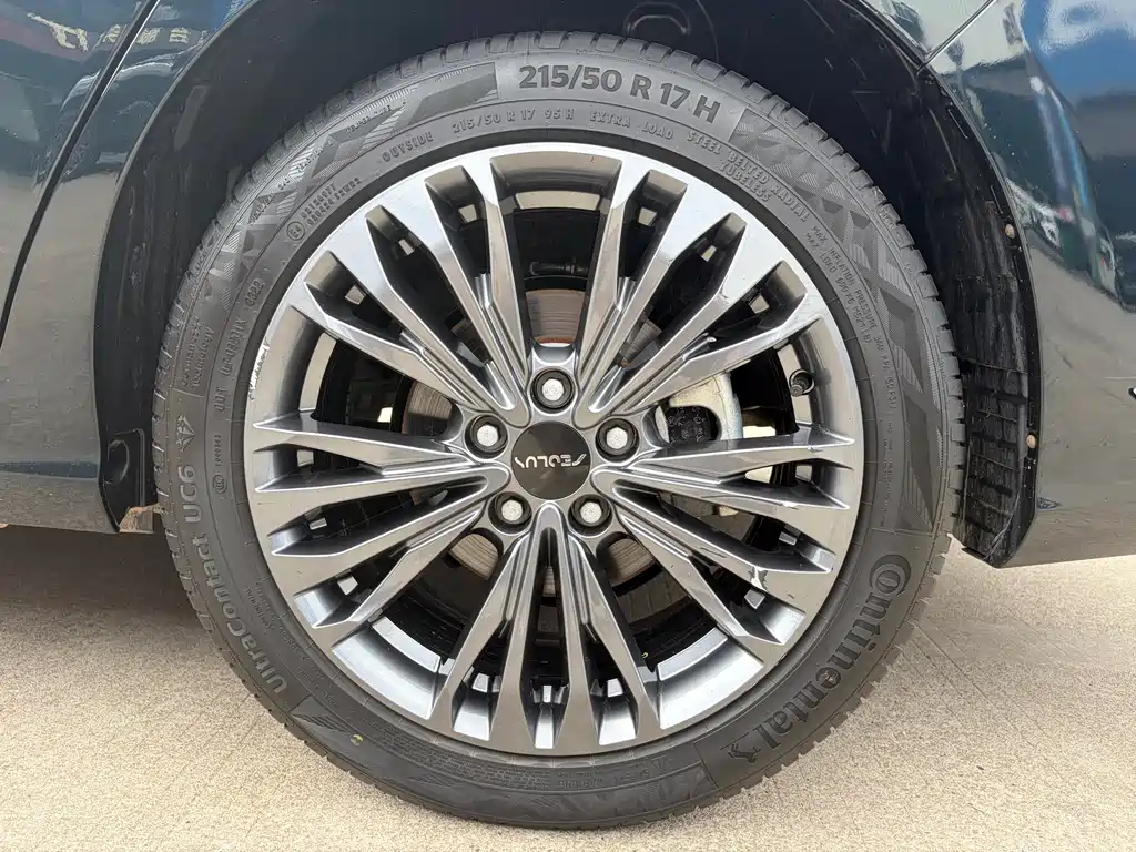 Dongfeng Aeolus Yixuan Max MAX 2023 1.5T