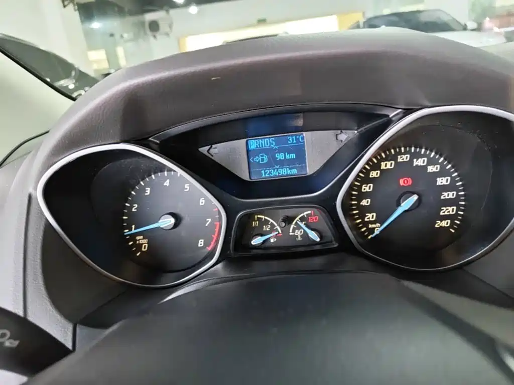 Ford Focus — миниатюра 12
