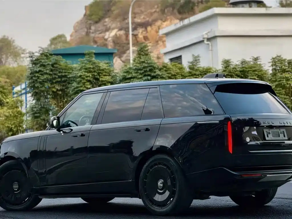 Land Rover Range Rover — миниатюра 4