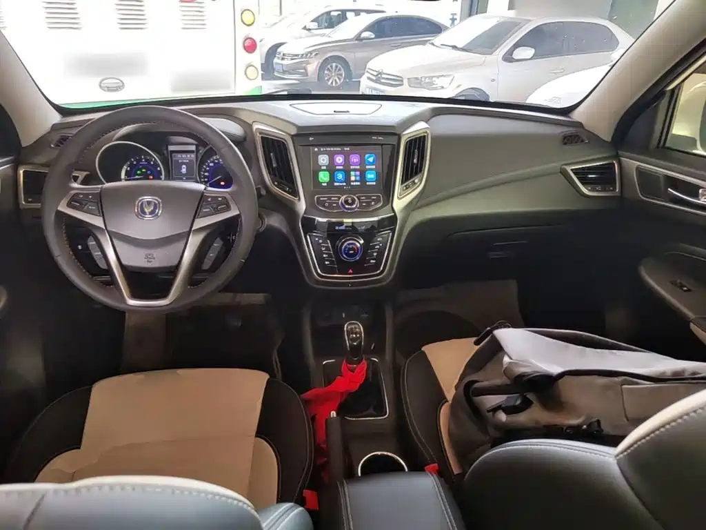 Changan CS35 — миниатюра 10
