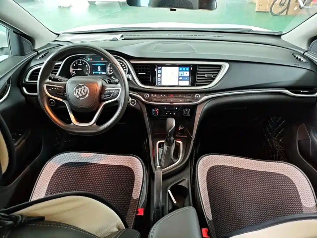 Buick Excelle — миниатюра 10