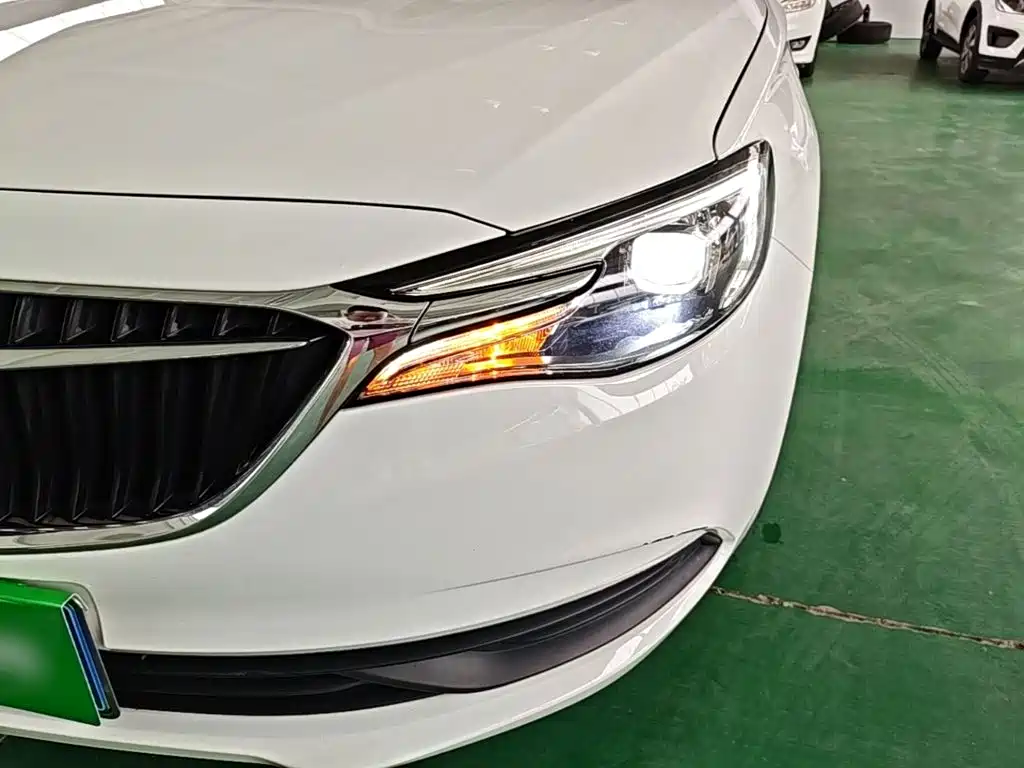 Buick Excelle — миниатюра 24
