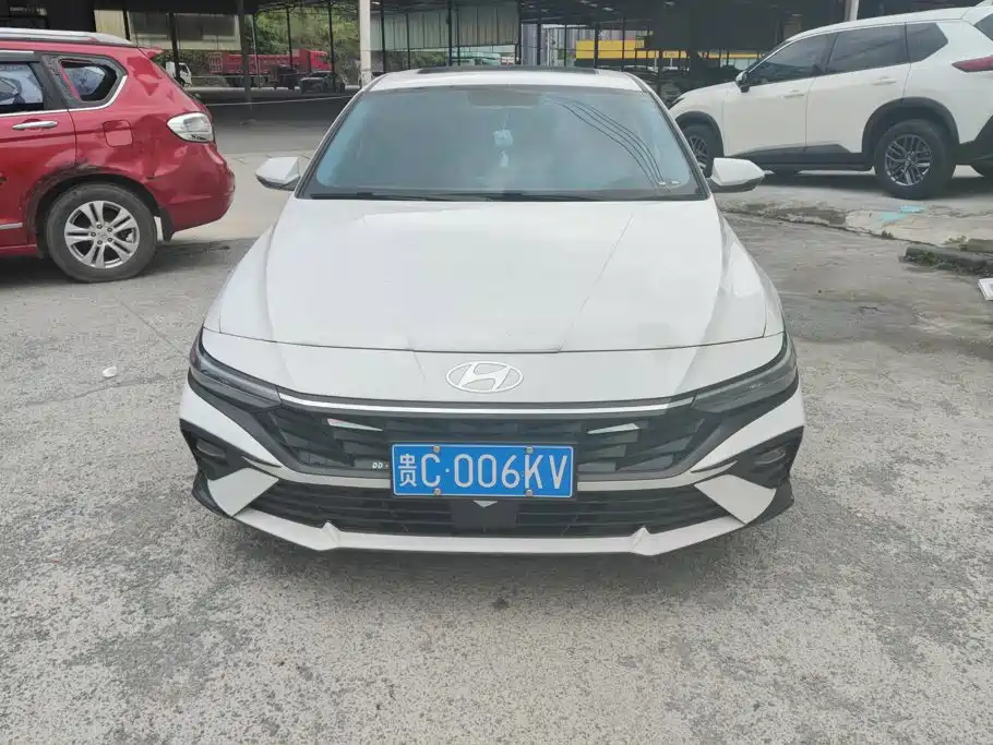 Hyundai Elantra — миниатюра 2
