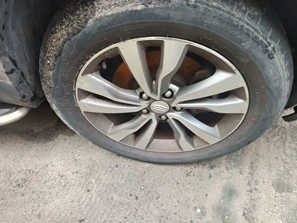 Geely Boyue — миниатюра 8
