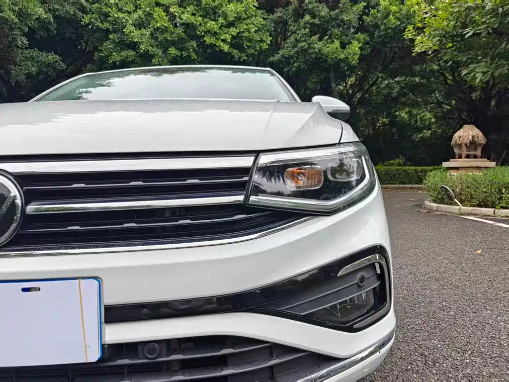 Volkswagen Bora — миниатюра 14