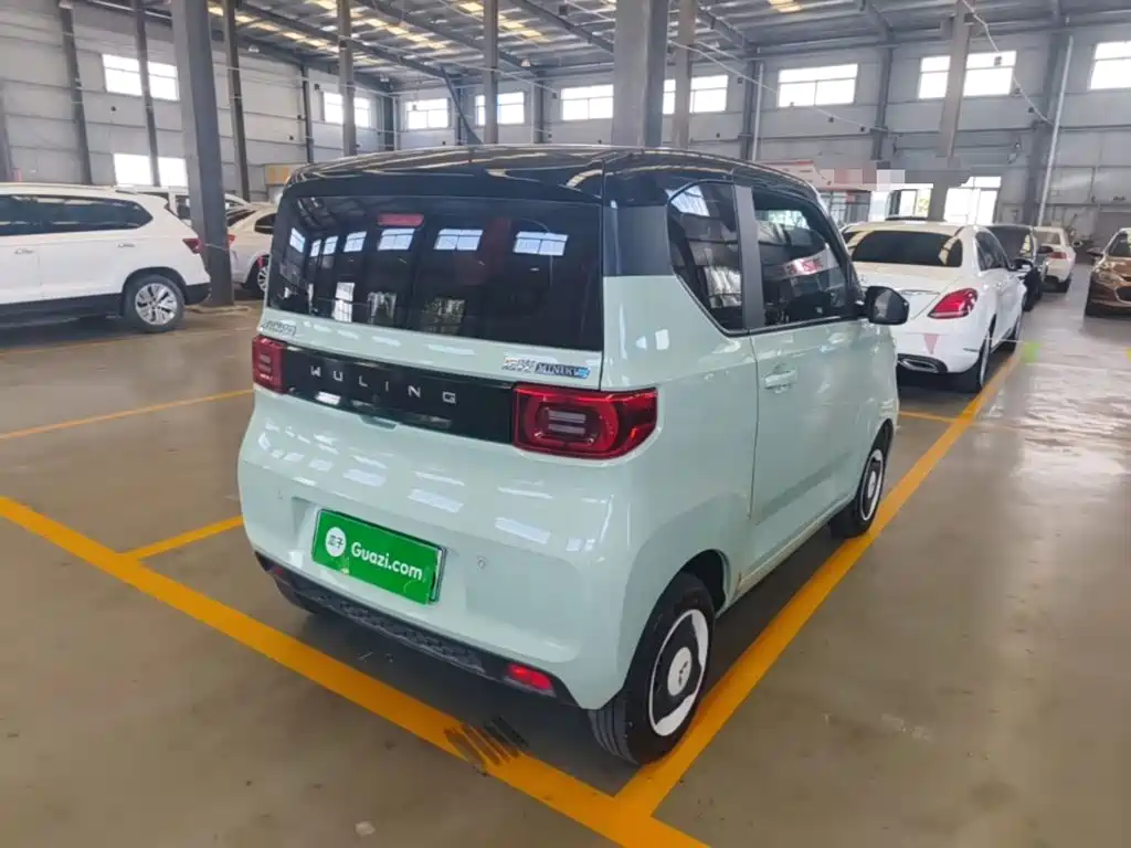 Wuling MINIEV — миниатюра 7