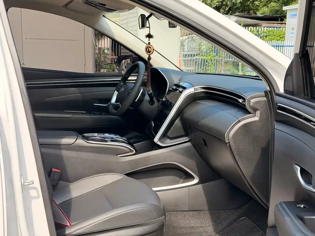 Hyundai Tucson — миниатюра 12