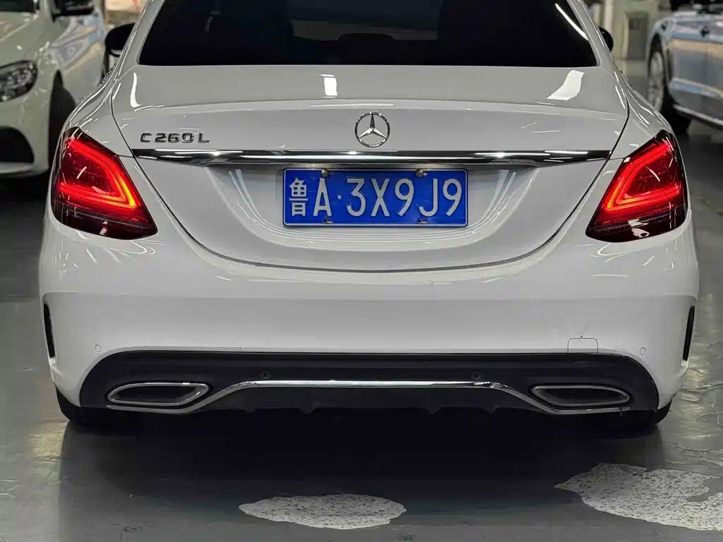 Mercedes-Benz C-Class — миниатюра 8