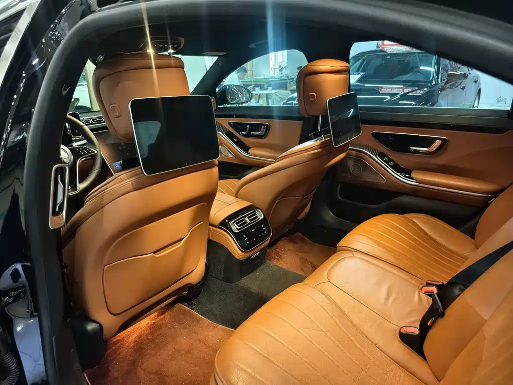 Mercedes-Benz S-Class — миниатюра 4