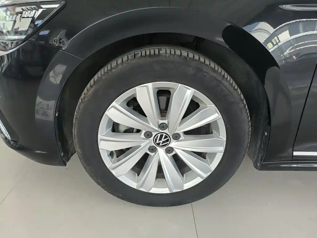 Volkswagen Passat — миниатюра 23
