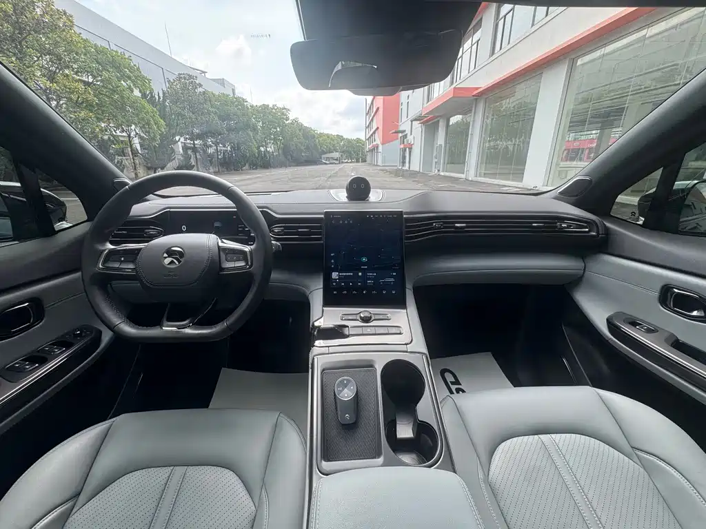 NIO ES6 — миниатюра 13