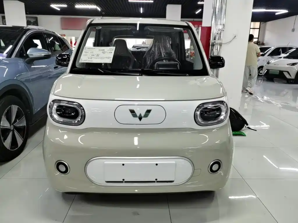 Wuling MINIEV — миниатюра 3