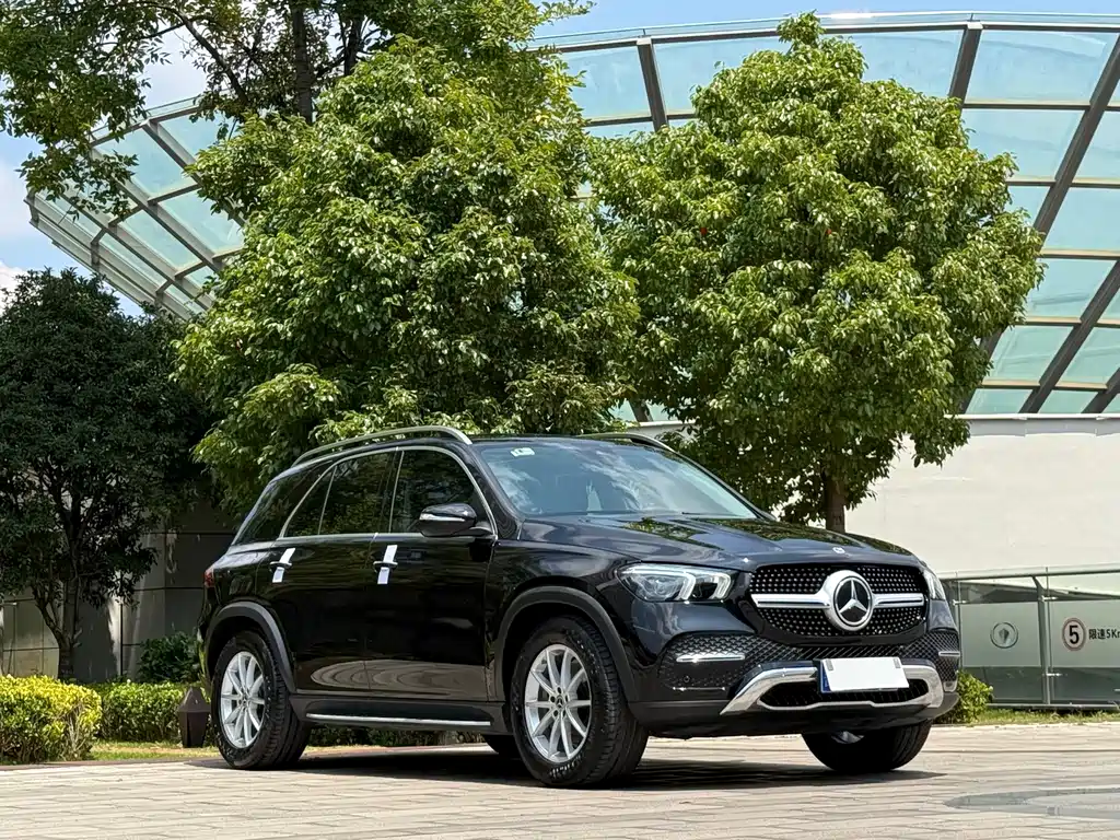 Mercedes-Benz GLE (Import) — миниатюра 3