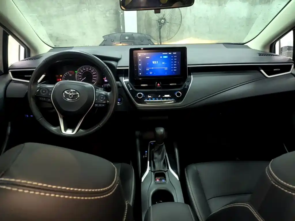 Toyota Corolla — миниатюра 10