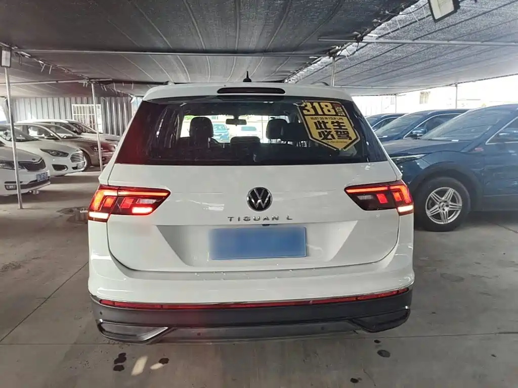 Volkswagen Tiguan L — миниатюра 6