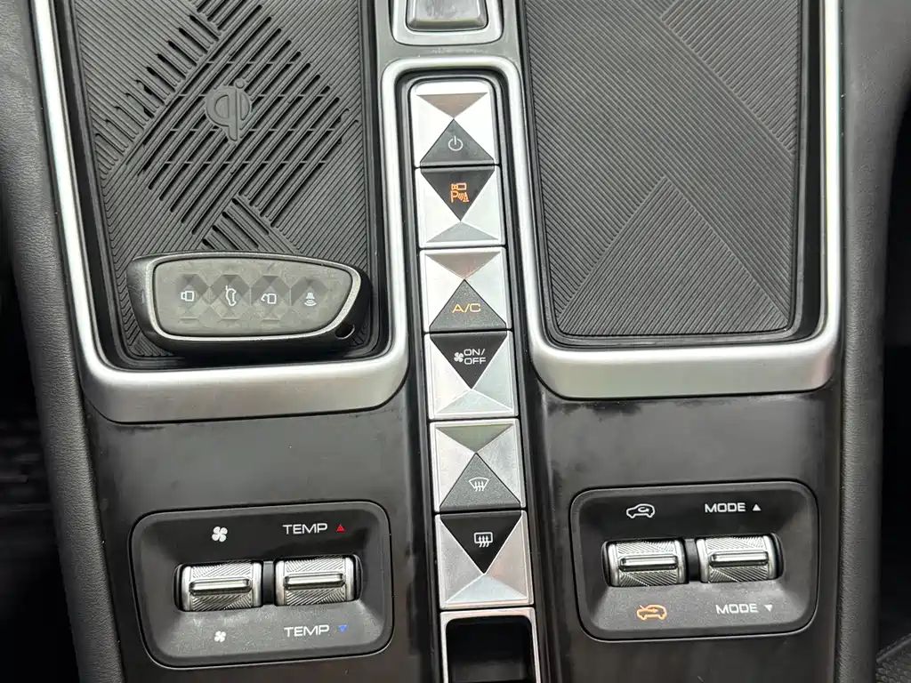 Haval Xiaolong MAX — миниатюра 22
