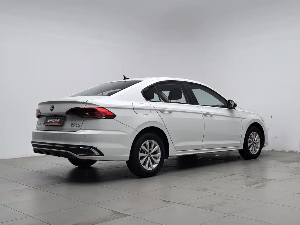 Volkswagen Bora — миниатюра 2