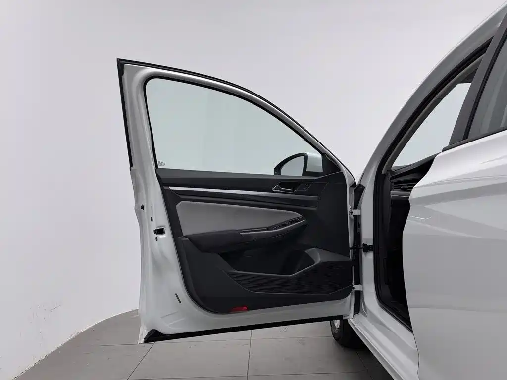 Volkswagen Bora — миниатюра 8
