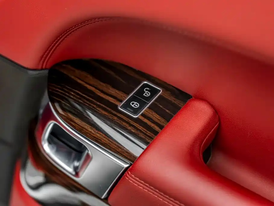 Land Rover Range Rover — миниатюра 34