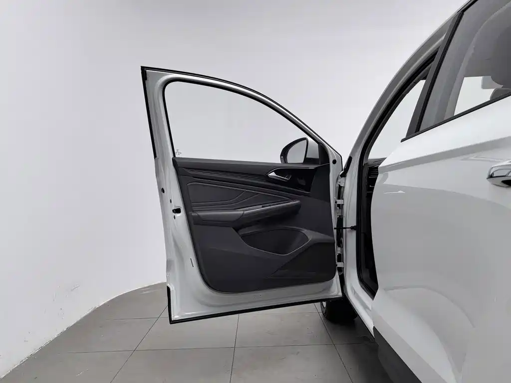 Jetta VS5 — миниатюра 8