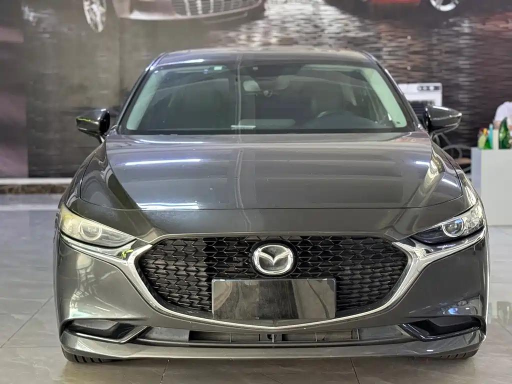 Mazda 3 Axela — миниатюра 2