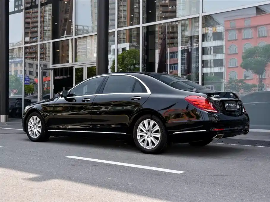 Mercedes-Benz S-Class — миниатюра 4