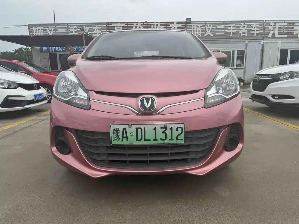 Changan Benben E-Star — миниатюра 2