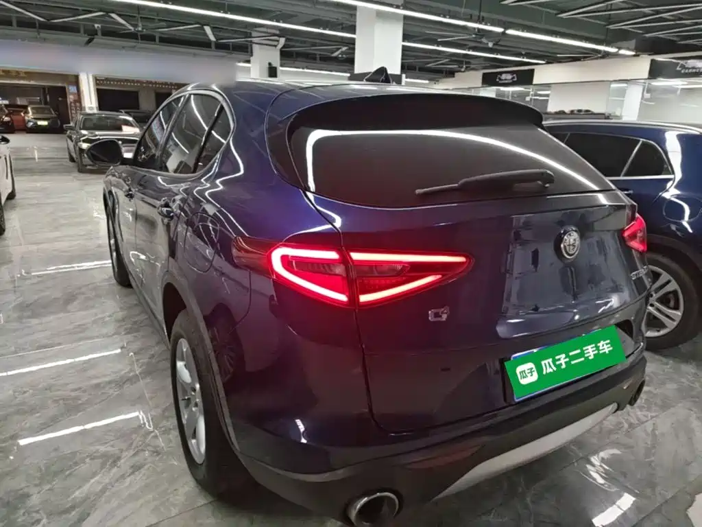 Alfa Romeo Stelvio — миниатюра 5