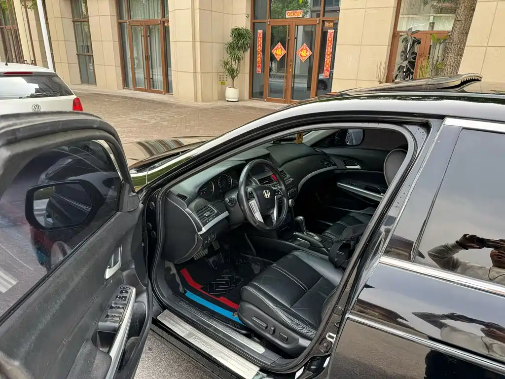 Honda Crosstour — миниатюра 6