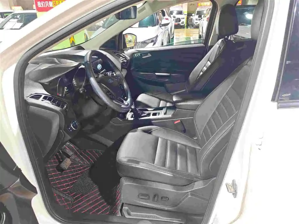 Ford Kuga — миниатюра 9