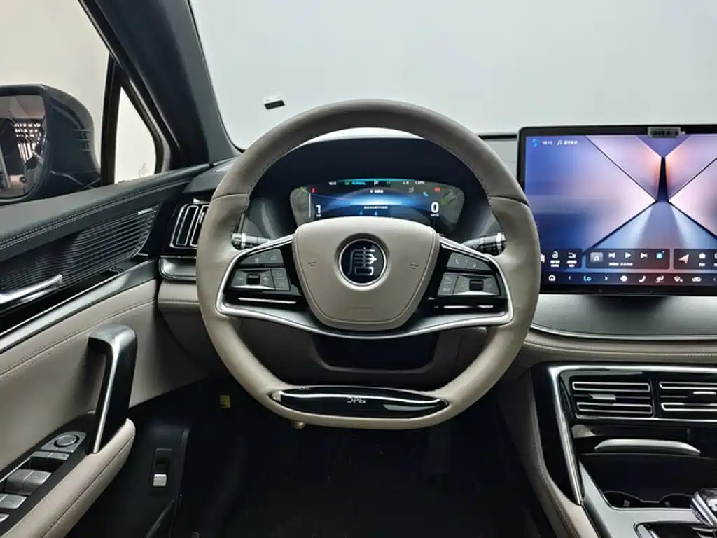 BYD Tang New Energy — миниатюра 7