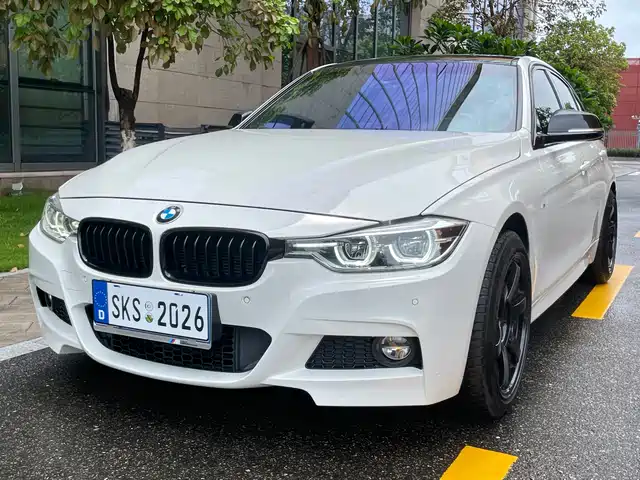 BMW 3-Series 2017 330i MSport — фото 1